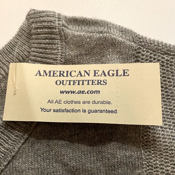 American Eagle Grey sweater - Picture 4 of 5